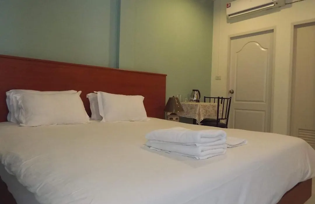 Grandma Kaew House-1